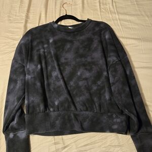 Black Tie-Dye Sweatshirt